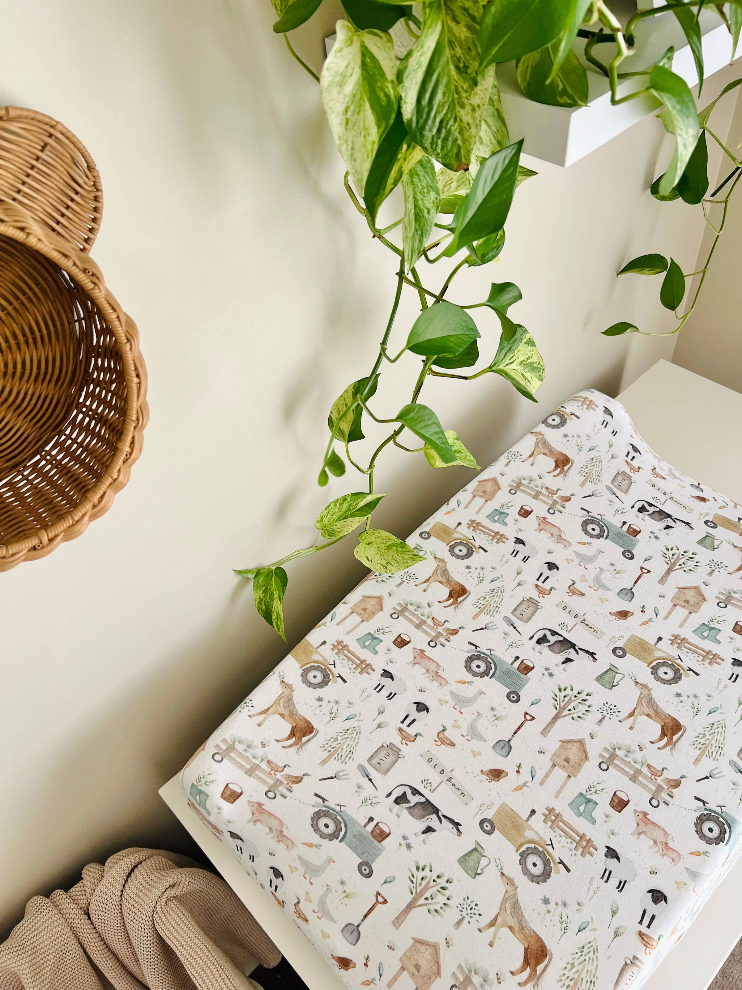 Co-Sleeper Sheet - Farm Life