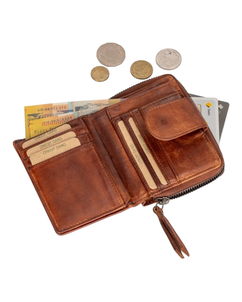 'Tina' Zipper Leather Wallet - Cognac