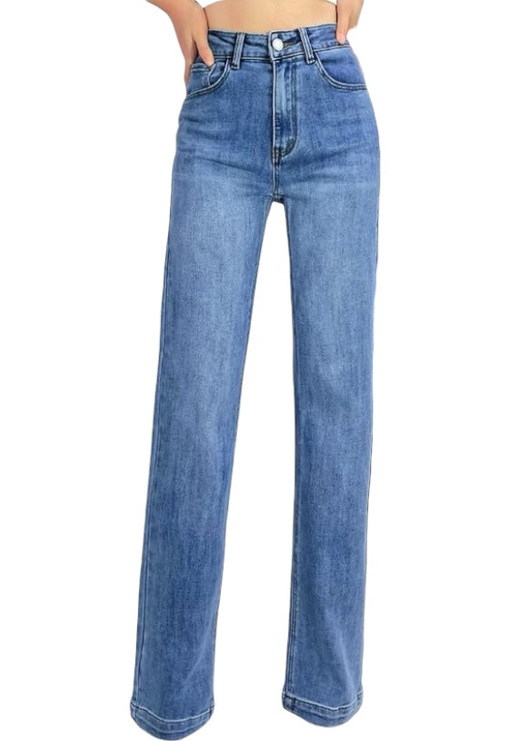 'Chelsea' Straight Leg Jeans